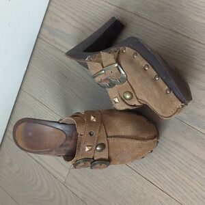 Suede heeled clogs size 37/6